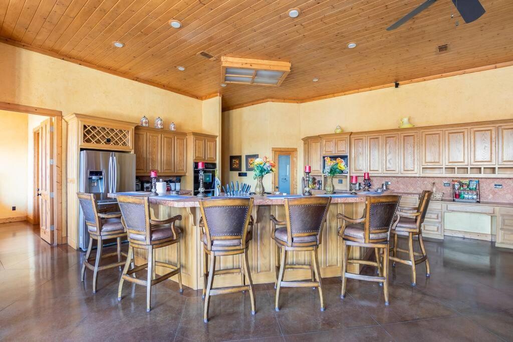Texas Ranch House With 5 Bedroom And Fish Pond Dallas Esterno foto
